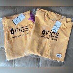 Brand New Figs Set in Dandelion Color Size M